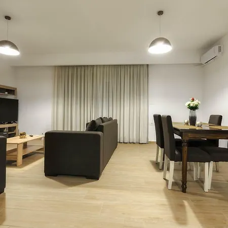 Oresteia Downtown Apartment
